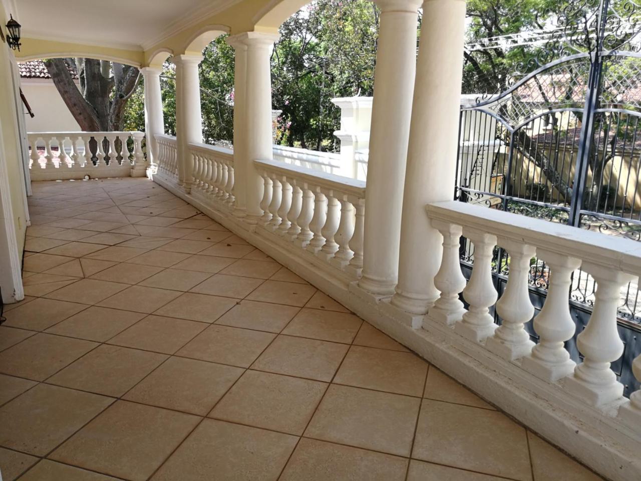 Cricklewood Guesthouse Pretoria-Noord Zewnętrze zdjęcie